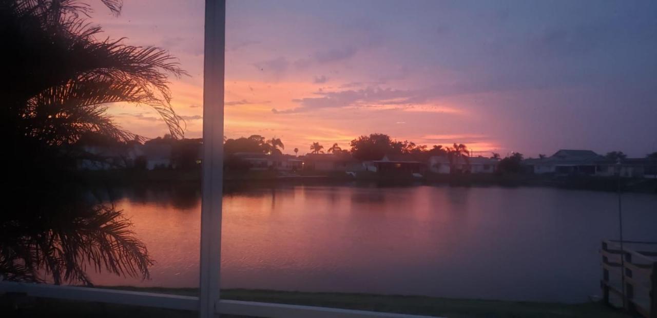 Near Clearwater And Tarpon Spring With Water View Holiday