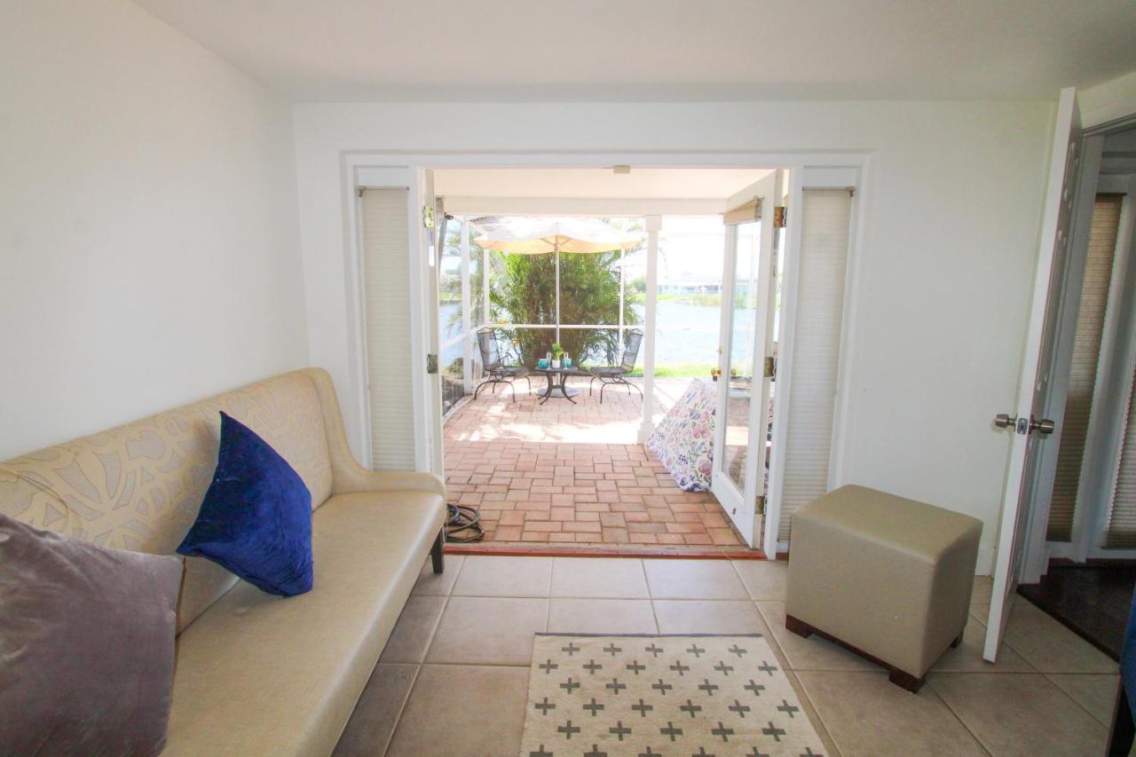 Near Clearwater And Tarpon Spring With Water View * Holiday