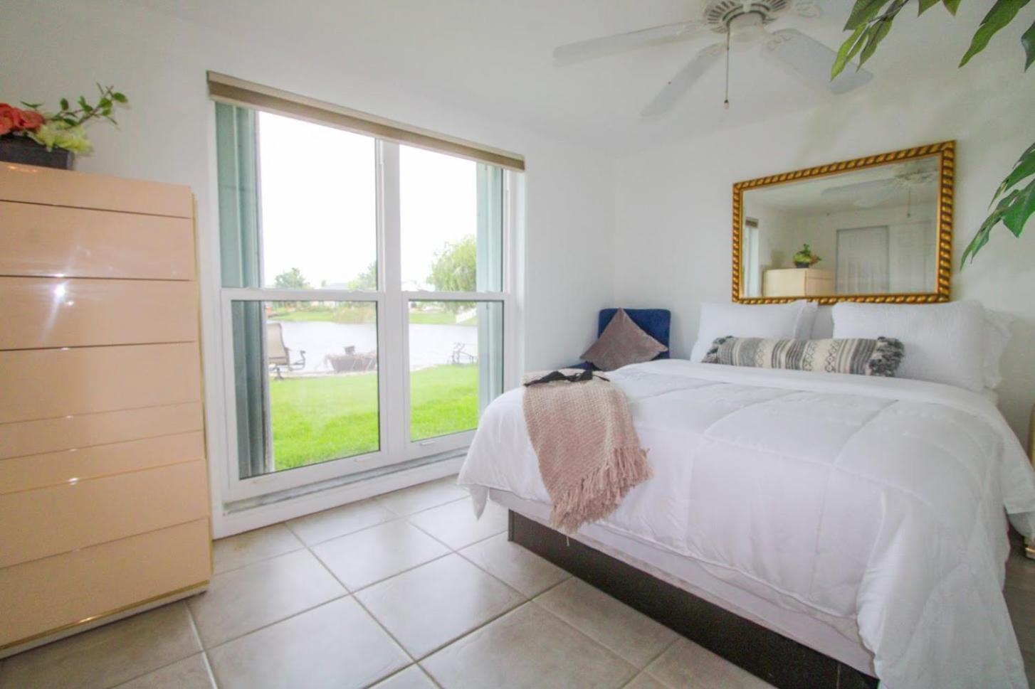 Near Clearwater And Tarpon Spring With Water View * Holiday